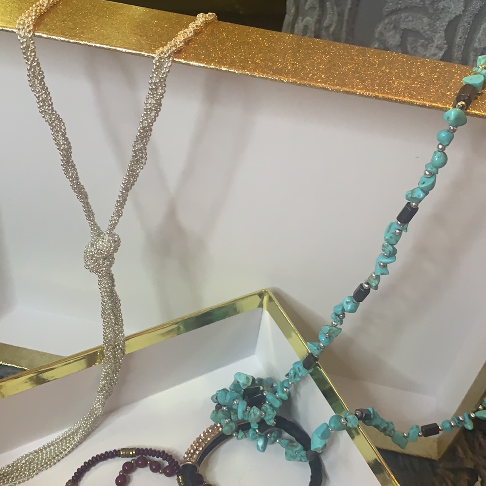 Assorted jewelry - Picture 4 of 4
